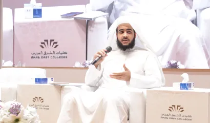 الكليات تقيم محاضرة حول مكانة المملكة ودورها في خدمة الإسلام